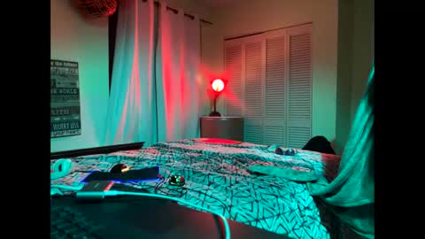 Snapshot of romeotyn chatting on March 2025 11:07:02 AM romeotyn online show from March 2025 11:07:02 AM