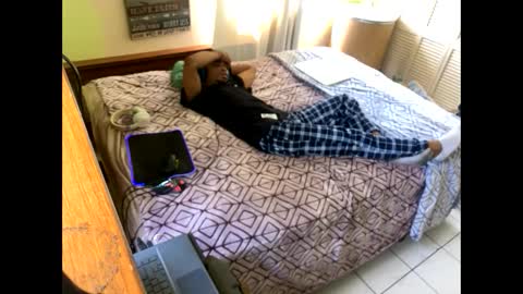 Snapshot of romeotyn chatting on March 2025 04:56:02 PM romeotyn online show from March 2025 04:56:02 PM