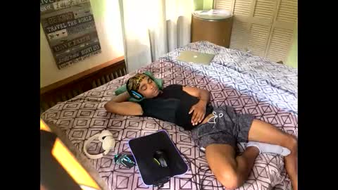 Snapshot of romeotyn chatting on March 2025 04:20:01 PM romeotyn online show from March 2025 04:20:01 PM