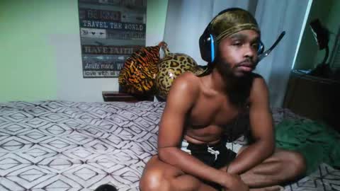 Snapshot of romeotyn chatting on September 2025 11:43:01 AM romeotyn online show from September 2025 11:43:01 AM