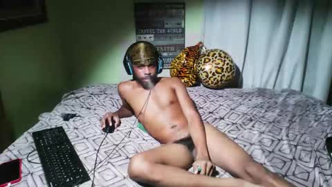 Snapshot of romeotyn chatting on September 2025 01:22:01 AM romeotyn online show from September 2025 01:22:01 AM