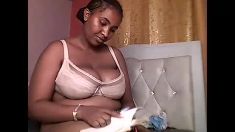 Romina 26 online show from May 2026 07:08:01 PM