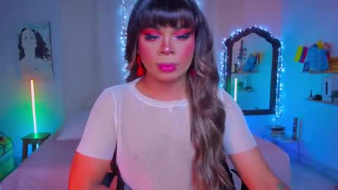 Romi Rouse online show from October 2025 04:32:02 AM