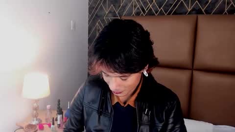 Snapshot of ronaldthompson_ chatting on October 2025 08:02:02 PM RONALD online show from October 2025 08:02:02 PM