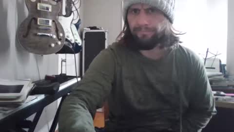 Snapshot of ronniejohnston13 chatting on December 2025 07:08:02 PM ronniejohnston13 online show from December 2025 07:08:02 PM