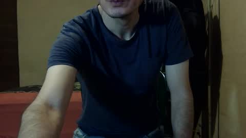 Snapshot of ronniemaster chatting on December 2024 01:11:01 AM ronniemaster online show from December 2024 01:11:01 AM