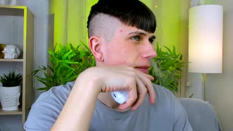 Rony online show from April 2026 08:50:01 PM