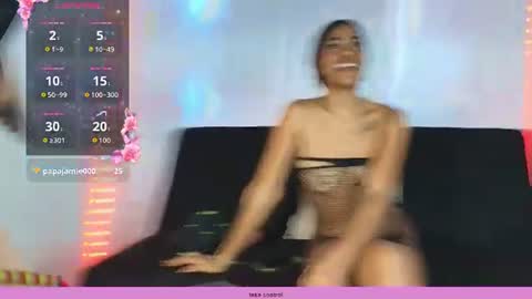 roomfantasy_ online show from July 2026 05:11:01 PM