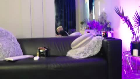 Rose online show from July 2026 04:07:01 AM