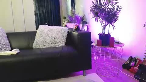 Rose online show from July 2026 04:14:02 AM