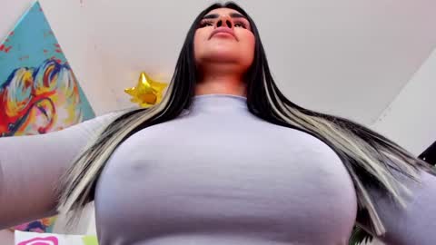 ROSALIA insta rosalia 10hoot online show from January 2025 09:57:01 PM