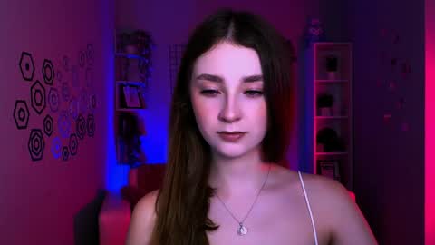 Snapshot of rosalie_swan3 chatting on May 2026 07:19:02 PM Black Swan online show from May 2026 07:19:02 PM
