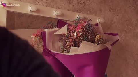 Snapshot of rosaliefetish chatting on February 2025 04:27:02 AM Rosalie online show from February 2025 04:27:02 AM