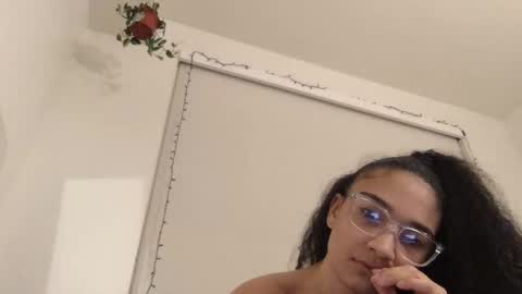 Rosalina online show from February 2025 08:29:01 AM