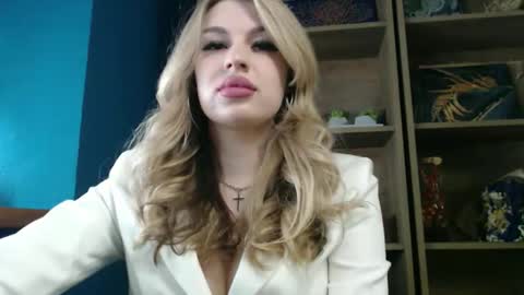 Rosalina online show from May 2026 11:38:01 AM