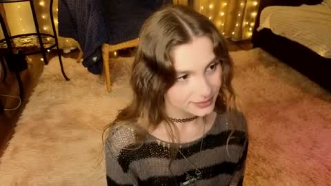 Snapshot of rosalvaulman chatting on April 2026 05:21:02 PM Kylie online show from April 2026 05:21:02 PM