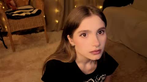 Snapshot of rosalvaulman chatting on May 2026 05:20:02 PM Kylie online show from May 2026 05:20:02 PM