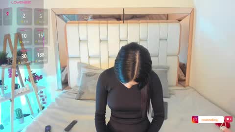 Aleja online show from September 2025 08:54:01 PM