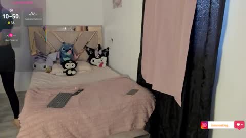 Aleja online show from November 2025 09:59:02 PM