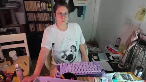 Snapshot of rose257044 chatting on November 2025 01:28:02 PM rose257044 online show from November 2025 01:28:02 PM