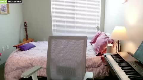 rose77782 online show from February 2025 01:44:01 PM