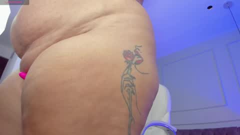 Snapshot of rose__monroe chatting on April 2026 08:20:01 PM rose__monroe online show from April 2026 08:20:01 PM