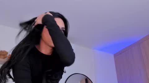 Snapshot of rose__saenz chatting on February 2025 08:50:01 PM Rose Saenz online show from February 2025 08:50:01 PM