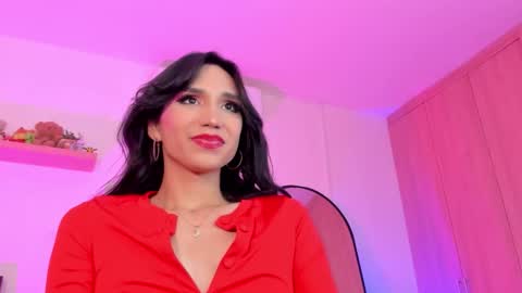 Rose Saenz online show from November 2025 07:52:02 PM