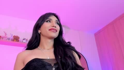 Rose Saenz online show from December 2025 08:04:02 PM