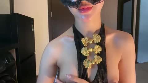 Snapshot of rose_ah chatting on April 2026 06:39:01 AM rose_ah online show from April 2026 06:39:01 AM