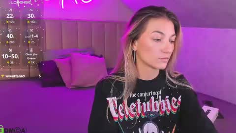 Kimberlly online show from July 2026 11:29:01 PM