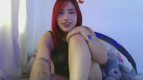 Snapshot of rose_elise chatting on April 2026 09:15:02 PM rose_elise online show from April 2026 09:15:02 PM
