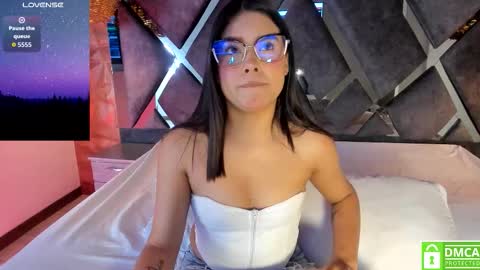 Rose online show from December 2025 04:18:02 AM