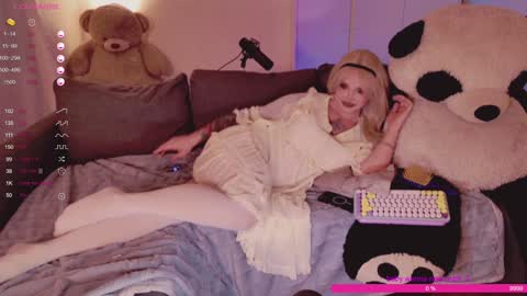 Snapshot of rose_monarch chatting on December 2024 11:07:01 PM Rose online show from December 2024 11:07:01 PM