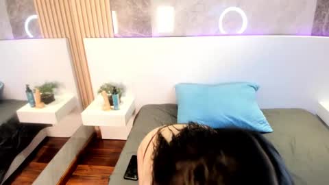 Rose 3 online show from February 2025 12:36:01 PM