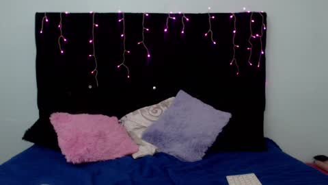 Snapshot of rose_smiley1 chatting on March 2025 04:41:01 AM Rose online show from March 2025 04:41:01 AM