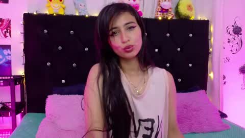 Snapshot of rose_smiley1 chatting on September 2025 03:28:01 AM Rose online show from September 2025 03:28:01 AM