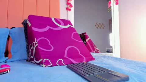 Rosse online show from April 2026 07:09:01 PM