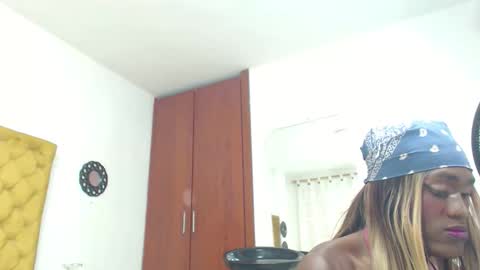 Snapshot of rose_valentiine chatting on March 2026 12:53:02 PM rose_valentiine online show from March 2026 12:53:02 PM