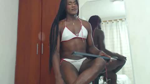 Snapshot of rose_valentiine chatting on April 2026 01:11:01 PM rose_valentiine online show from April 2026 01:11:01 PM