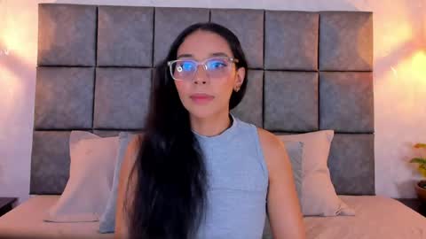 roseaurora online show from May 2026 10:43:02 AM