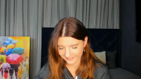 Snapshot of roseblanche2k chatting on December 2024 11:10:02 PM Florin online show from December 2024 11:10:02 PM