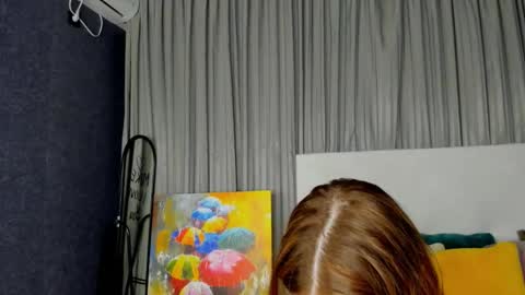 Snapshot of roseblanche2k chatting on February 2025 01:32:01 AM Florin online show from February 2025 01:32:01 AM