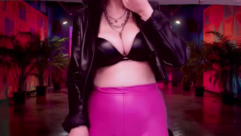 Snapshot of roseblooom chatting on October 2025 04:37:01 AM Rosebloom online show from October 2025 04:37:01 AM