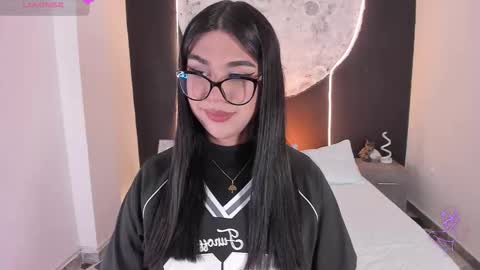 Rose online show from November 2025 01:45:02 PM