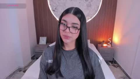 Rose online show from January 2026 01:04:01 PM