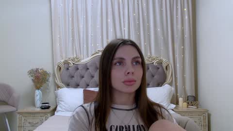 Rose Hubbard online show from January 2025 11:10:02 AM