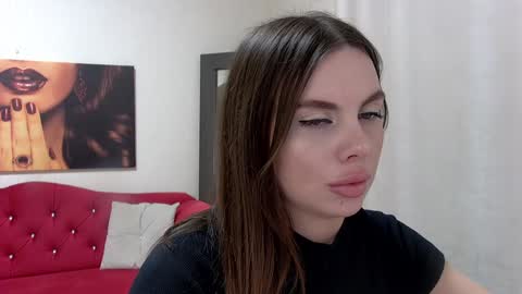 Rose Hubbard online show from January 2025 08:00:01 PM