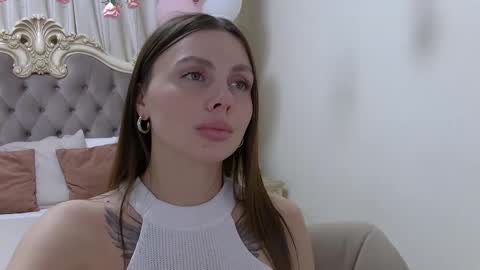 Rose Hubbard online show from February 2025 01:08:02 PM