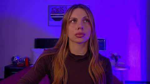 Rose Hubbard online show from September 2025 01:38:01 PM